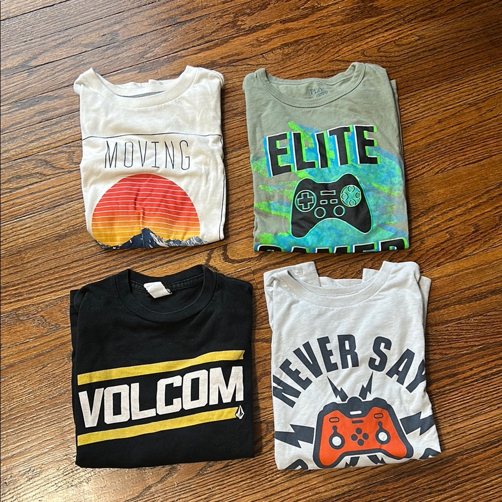 Volcom and Graphic T-Shirts Set
